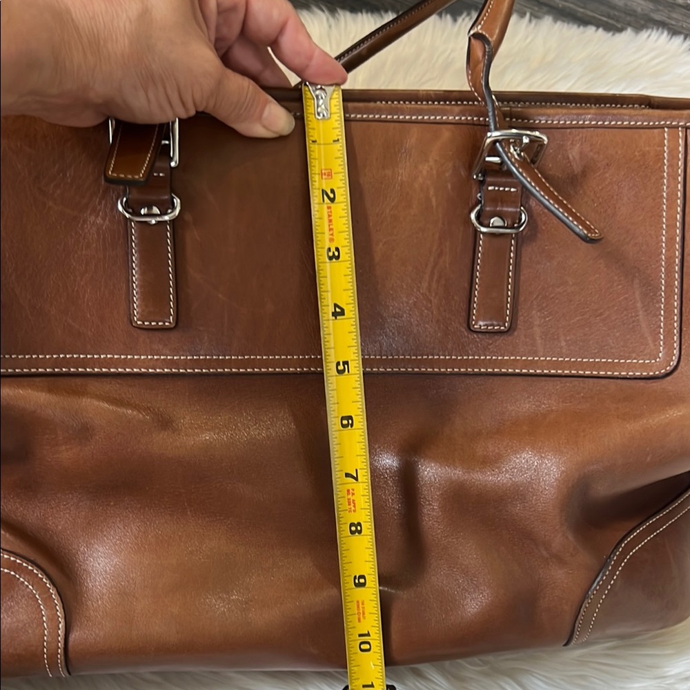 Coach vintage elegant  Tan Leather Handbag - Picture 7 of 10